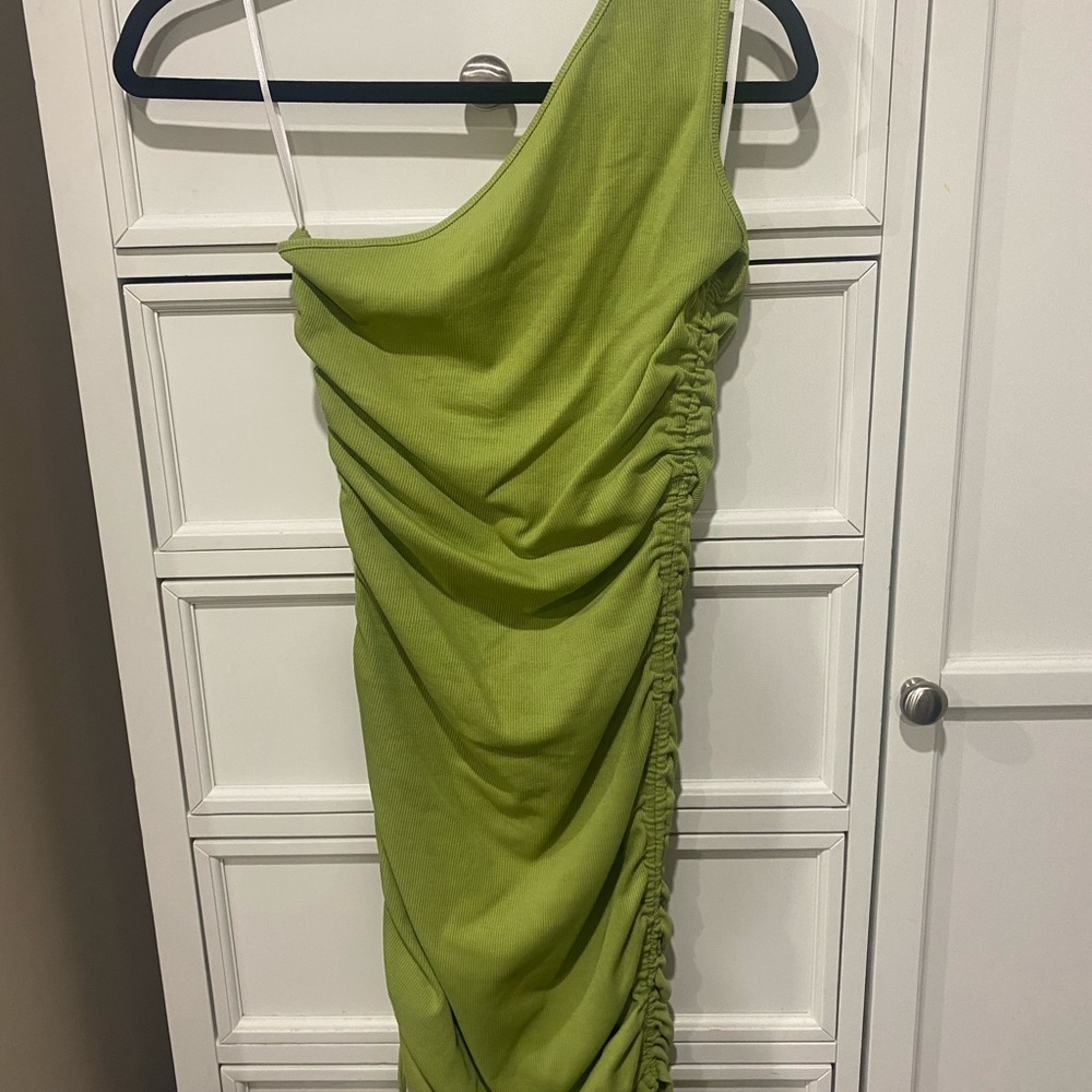 One shoulder dress